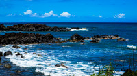 Rocky shore north of Laniakea Beach