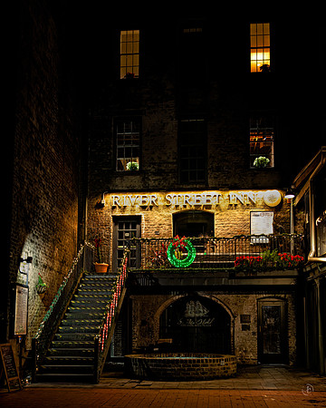 Savannah River Street Inn