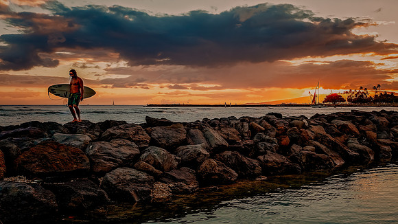 Sunset - Royal Hawaiian Village Breakwater