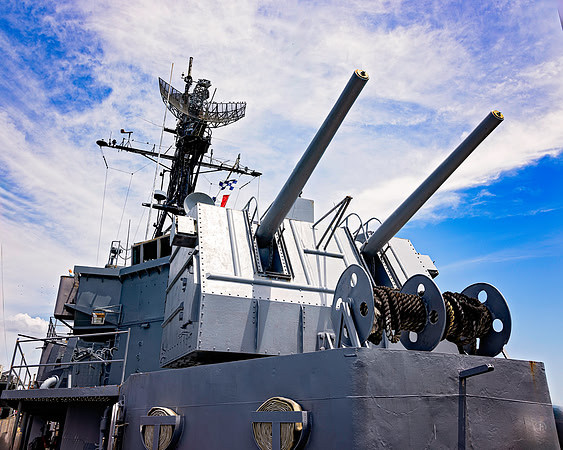 5 Inch 38 Guns