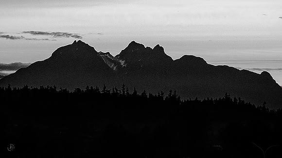 Cascades Mountains