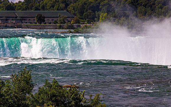 Horseshoe Falls