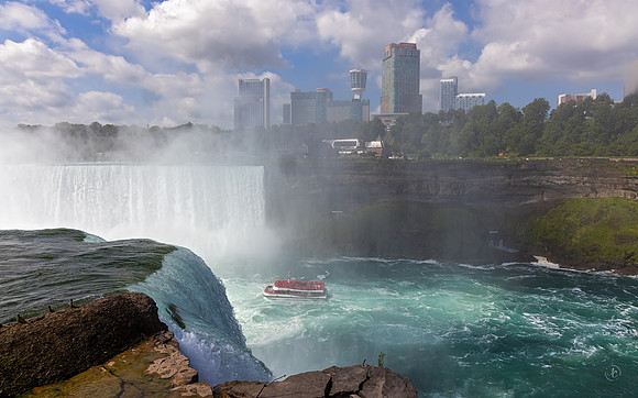 Horseshoe Falls
